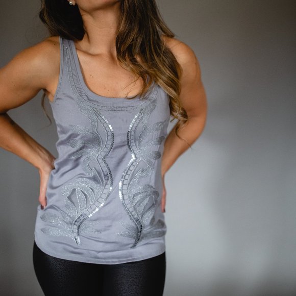 Silver / Gray Top - Picture 2 of 4